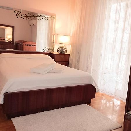 Charm & Comfort Near Petralona Station 雅典 外观 照片