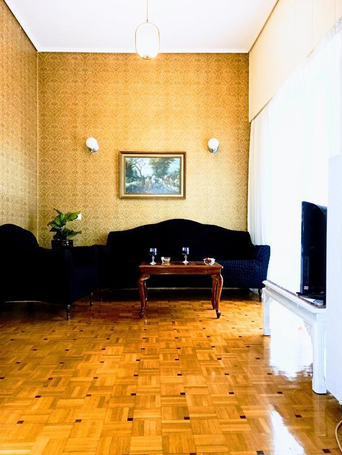 Charm & Comfort Near Petralona Station 雅典 外观 照片